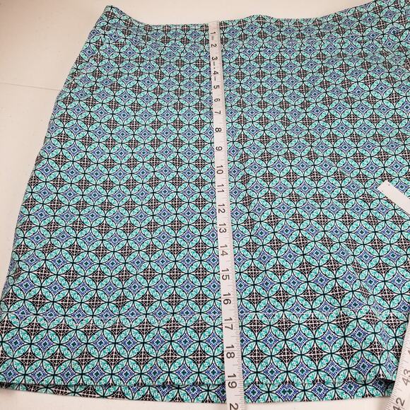 Talbots Blue Black White Print Rear Zip Pockets Skirt Excellent Size 12 - Picture 4 of 5